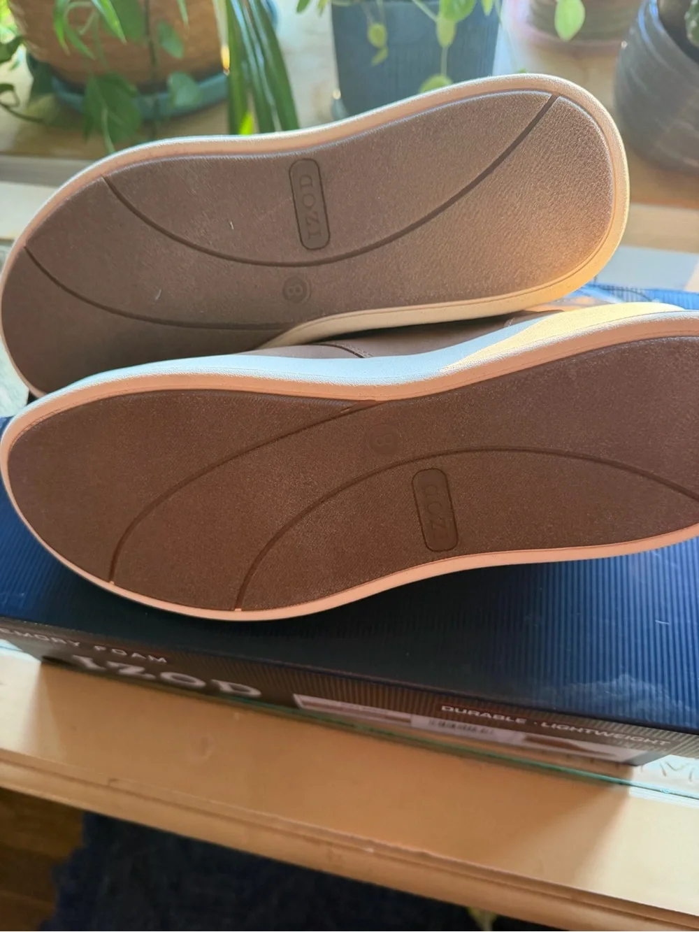 Izod Brown Chukka Boots with White Sole
